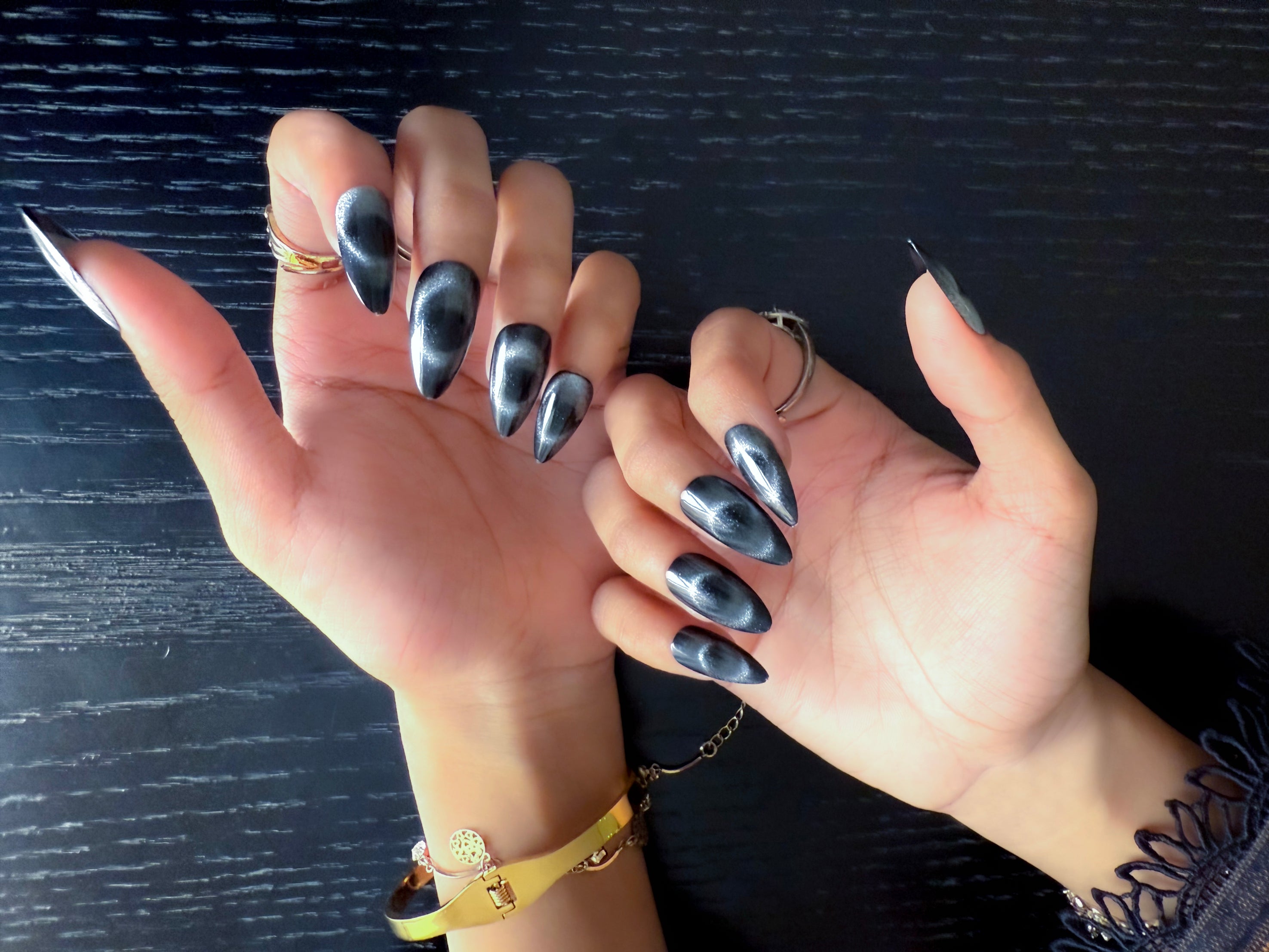 Luxury 3D Press-On Nails – Reusable & Long-Lasting | Aroha.pk